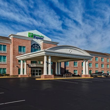 Holiday Inn Express Hotel & Suites London By Ihg Eksteriør billede