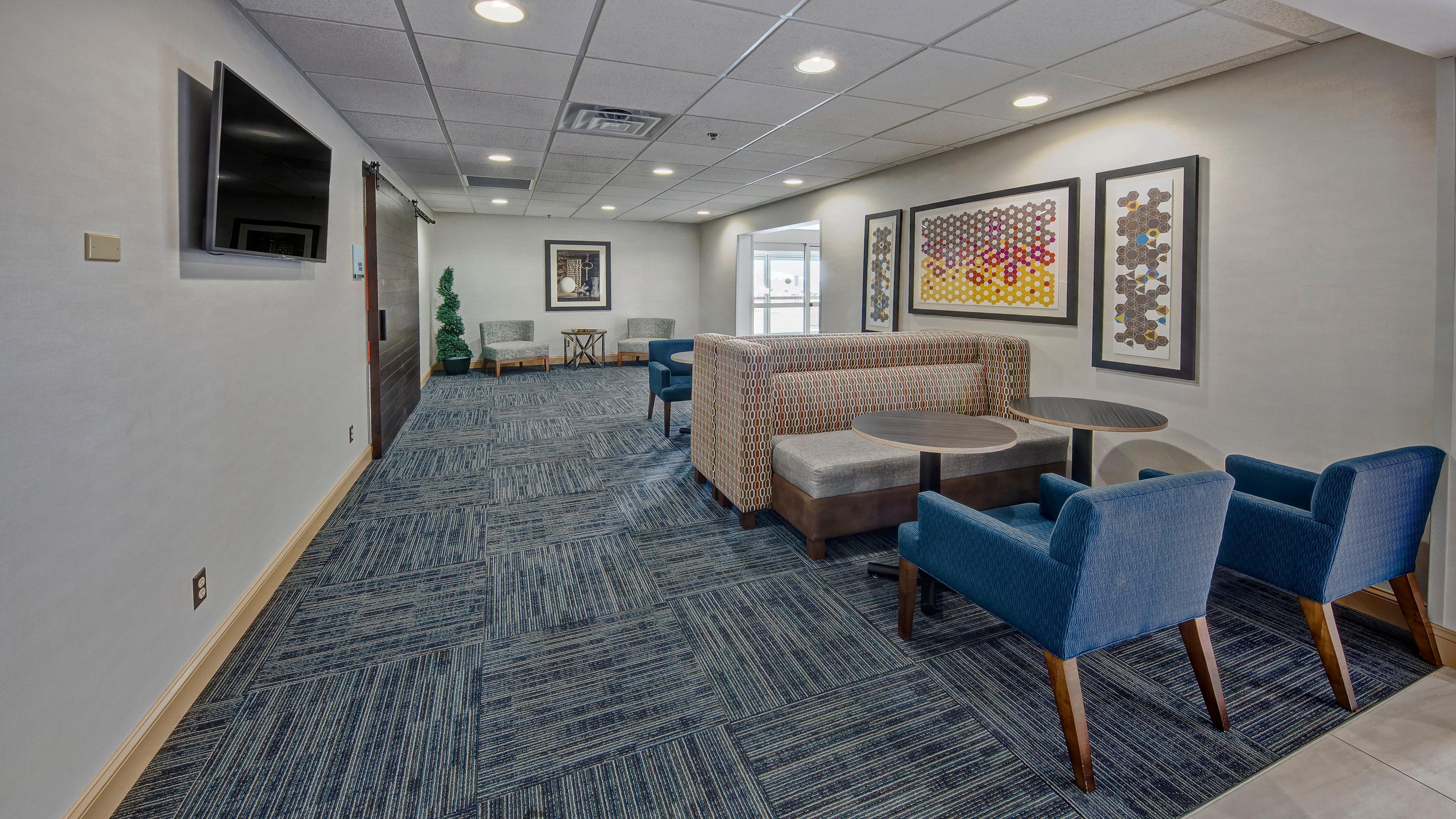 Holiday Inn Express Hotel & Suites London By Ihg Eksteriør billede