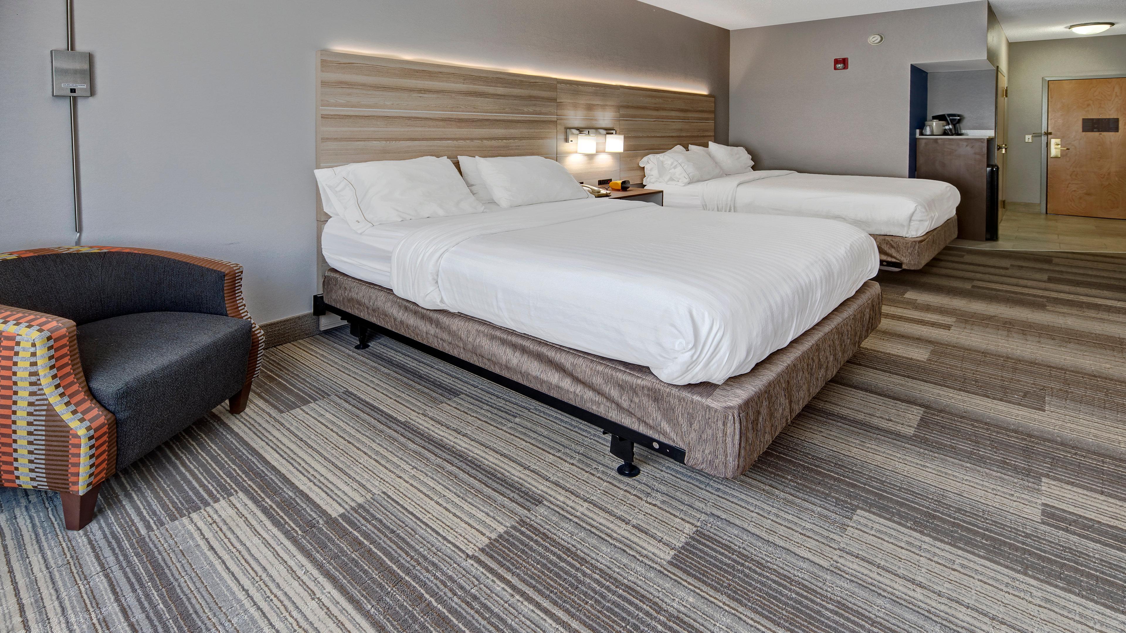 Holiday Inn Express Hotel & Suites London By Ihg Eksteriør billede