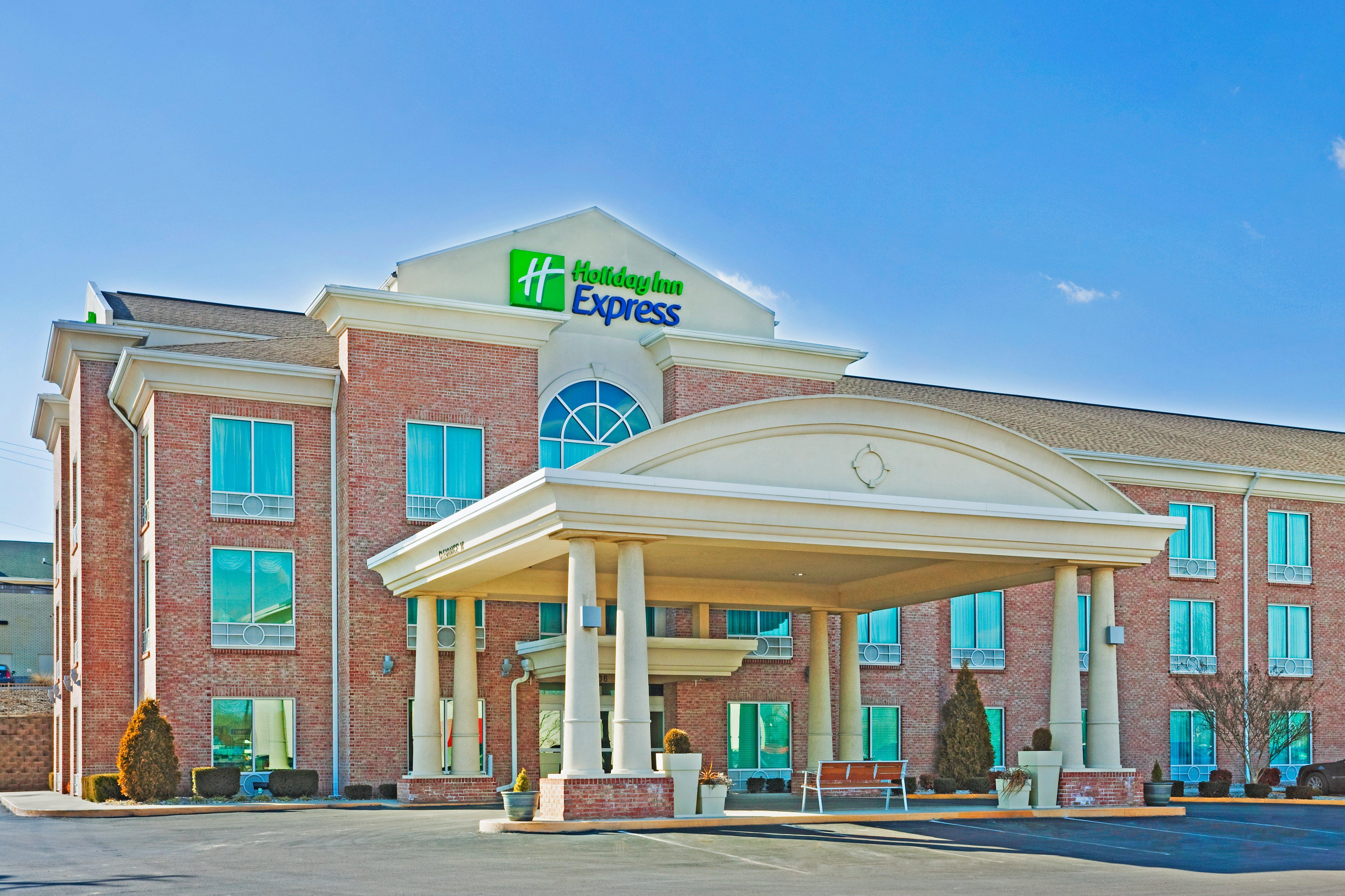 Holiday Inn Express Hotel & Suites London By Ihg Eksteriør billede