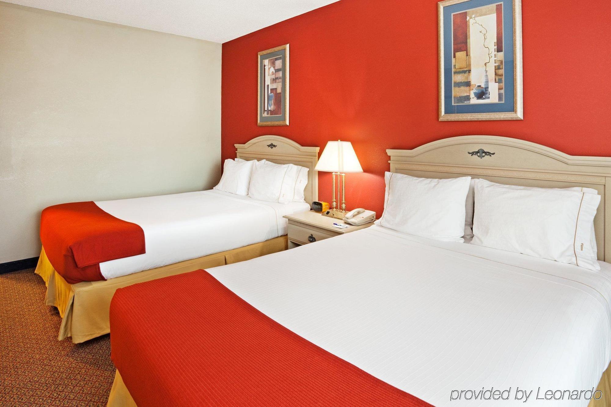 Holiday Inn Express Hotel & Suites London By Ihg Værelse billede