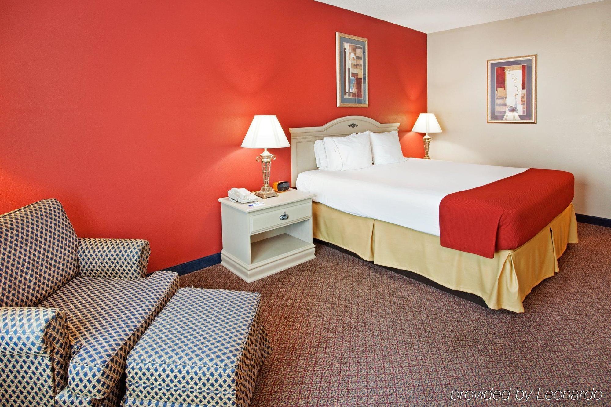 Holiday Inn Express Hotel & Suites London By Ihg Værelse billede