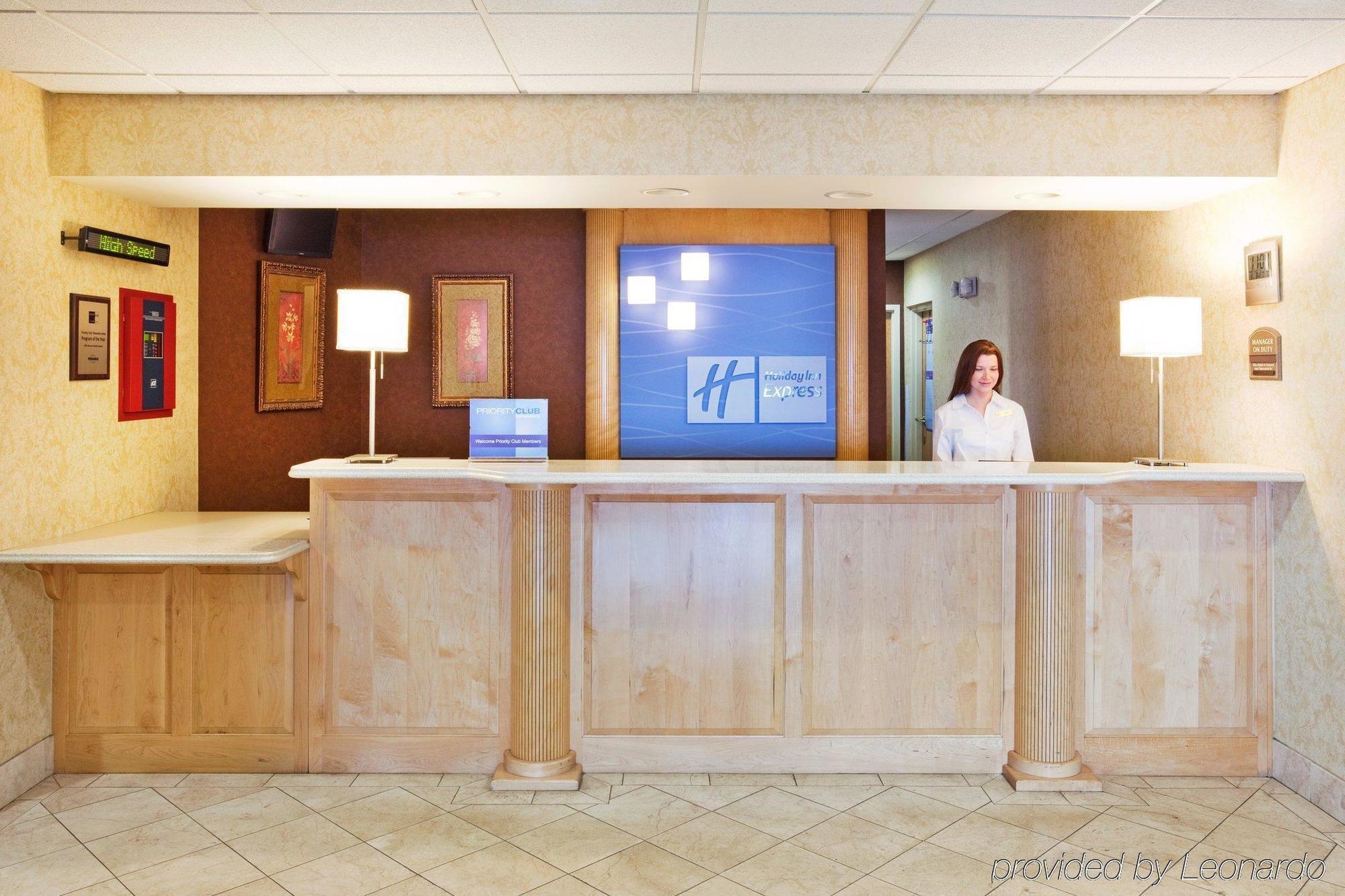 Holiday Inn Express Hotel & Suites London By Ihg Interiør billede